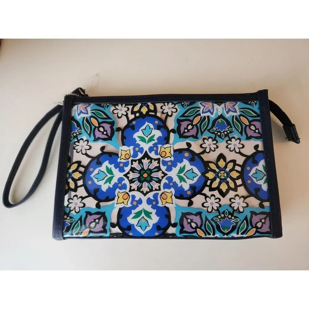 Vera Bradley Women's Clear Beach Wristlet Bag LISBON MEDALLION COOL Blue‎